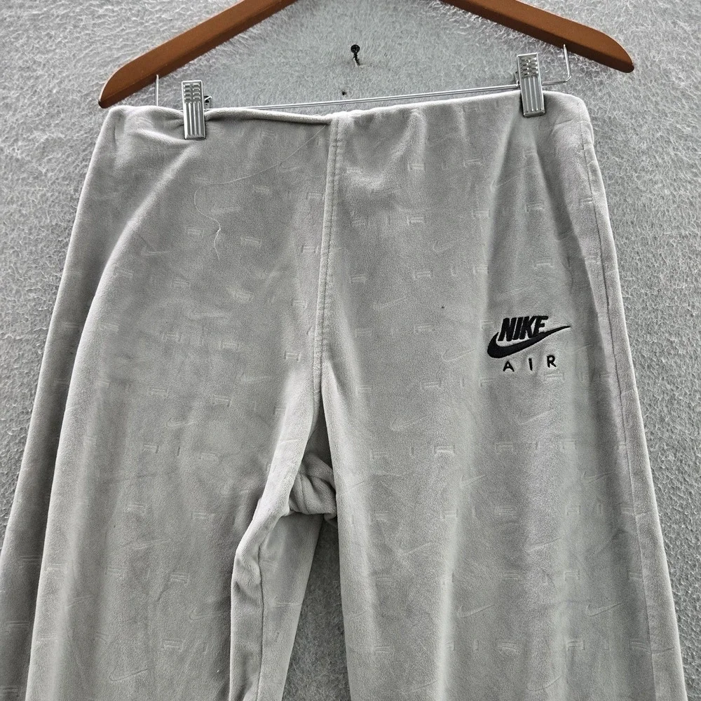 Nike Air Women Activewear Pants L Gray Sweats Velour Flared Swoosh Allover READ